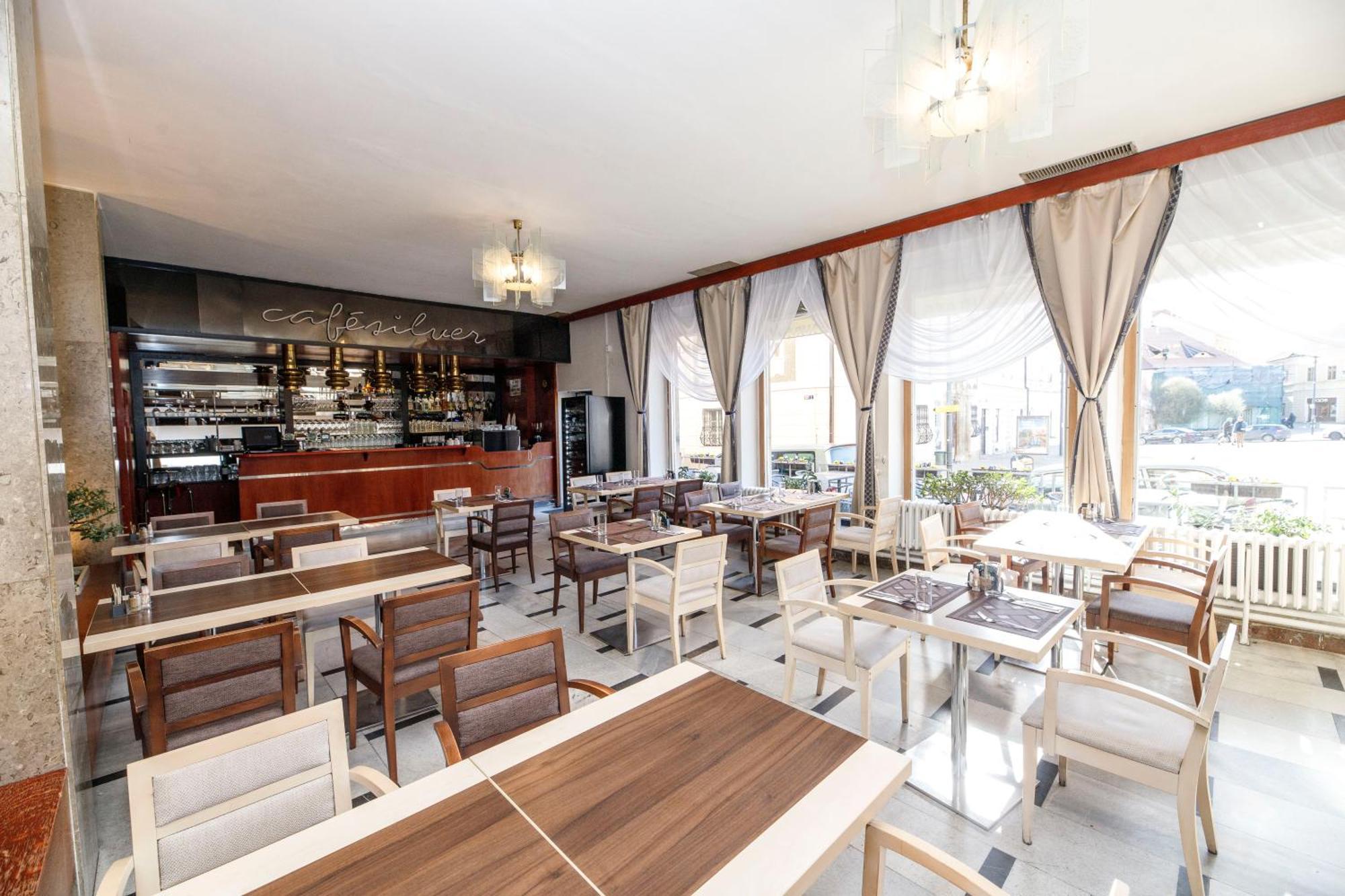 Lh Hotel Medinek Old Town كوتنا هورا المظهر الخارجي الصورة